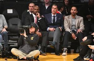 作为曾经的NBA巨星，科比麦迪艾弗森退役后看比赛需要买票吗？