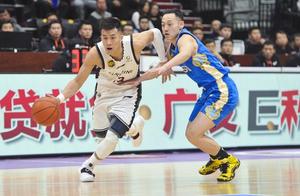 今晚！CBA焦点战辽篮恐遭联防阻击 郭艾伦乃郭士强攻坚王牌