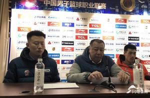 吴庆龙：张庆鹏伤情未知 需做进一步检查