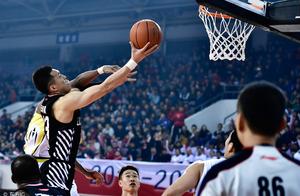 狂砍22分7篮，郭艾伦勇敢站出来，想做男篮一哥还需要些什么？