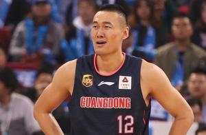 3轮联赛仅出战5分钟，苏伟被杜峰彻底弃用。网友：宏远亏大了！