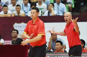 男篮比赛即将开打，00后小将能否带来惊喜，谁是李楠心中第12人？