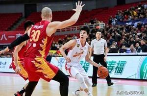 无名小将入李楠法眼，国家队集训前送一大礼。
