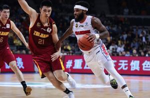 广东主场赢浙江不容易，两大主将付出停赛代价，杜锋却偷着乐？