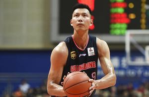 今晚！广东宏远遭CBA最强双小外冲击，八冠王常规赛王座不稳！