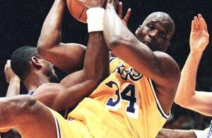NBA猛男的胳膊有多粗？小编亲身PK巅峰魔兽告诉你事实