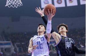 全明星赛后郭艾伦为错失MVP发牢骚，网友直言杜峰不会玩游戏！