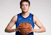 丁彦雨航观赛独行侠，本赛季他还有希望亮相NBA发展联盟比赛吗？