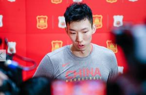 周琦面对众多媒体回答滴水不漏 还想回NBA这一目标已不切实际