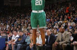 NBA三分王 传奇篮球巨星雷·阿论