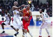 如果NBA选一支球队来CBA打一整个赛季，有可能全胜拿下总冠军吗？