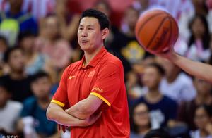 中国男篮名单公布唯独一人离开，当年备受期待曾比肩周琦