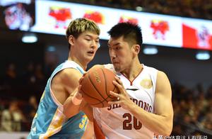 CBA群雄逐鹿，山东男篮最大的敌人是“他”！