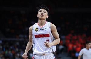 80后般成熟的00后控卫，他会是广东的“赵继伟”吗？
