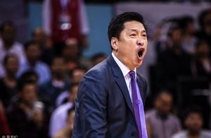 输球又输人 李春江发飙：领我们走有冷风的通道队员们感冒怎么办