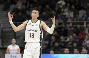 郭艾伦砍34分：辽宁输球 球迷：季后赛谁能阻挡广东冲击总冠军
