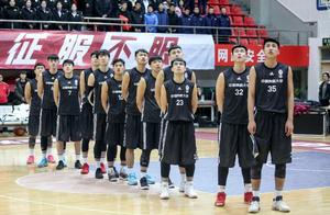 同样都是双非高校，华侨大学男篮和中国民航大学男篮差距在哪里？