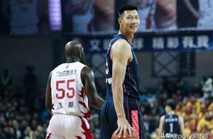 易建联轻松拿下36+8，常规赛MVP，男篮一哥依旧是最大热门