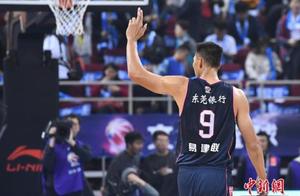 易建联与莫泰尤纳斯当选CBA第15周最佳球员