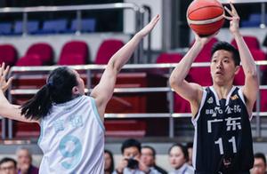 广东、八一女篮3-0横扫对手，会师总决赛
