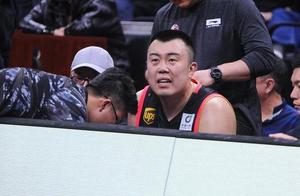 失利夜辽宁收获唯一利好：郭艾伦“洗牌”成功，停赛一场备战广东