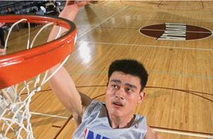 姚明进NBA前的球探报告，导致27支球队前来观看，没来的是哪三队