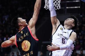 广东复仇辽宁易建联5记大帽 郭艾伦空砍34分