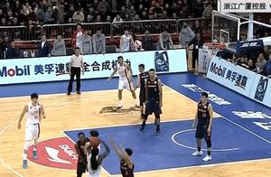 中国球员应挨打？外援MVP福特森凭啥一再欺负人！姚明能管吗？