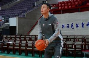 山东男篮狂练三分球想靠外线赢江苏，对手外线更强对飙三分无胜算