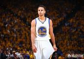 NBA单赛季投进300记三分很难吗，历史上有多少人完成过？