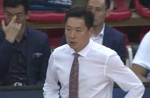 广厦队要翻盘！李春江需重用一人，少用一人，不能惯着一人