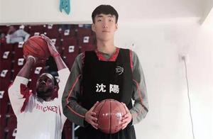 前八一青年队球员身患癌症，他想活下去继续打球
