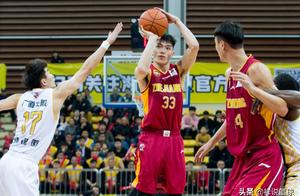 广厦输球却收获3利好，李春江激活37岁猛兽，再逆袭冲冠？