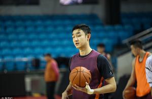 两战狂飙10三分！吉林第一高射炮台上线 深圳放走他真是太亏了！