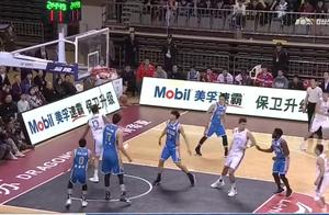 CBA江苏大胜福建  大外援狂坎43分  一打大王就来劲