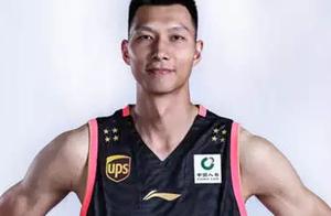 震撼！阿联创纪录成首位万分＋5千板球员，阿的江成执教第一人！