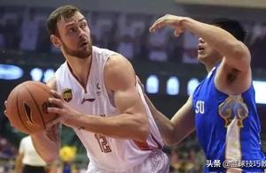 时隔2年再征NBA！他师从奥拉朱旺！仅用一招吃遍联盟！