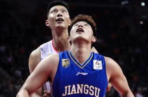 CBA季后赛综述：易建联21+12广东狂胜江苏，北京克胜深圳占先机!