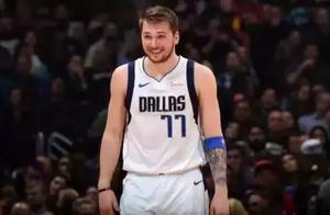 他，是NBA史上唯一一位，20岁前砍下30分三双的孩子！