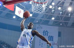 【CBA新闻】带着父亲的期待战斗！尼克尔森将继续为福建出战季