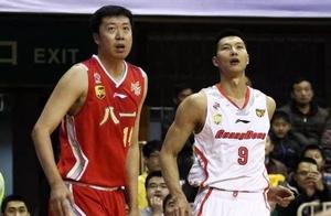 “郅”敬CBA赛场上的传说！他是中国篮球最受争议的活化石