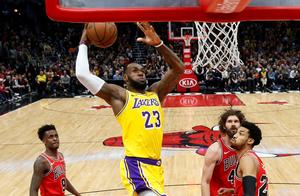 NBA十佳球：老詹两背扣闪耀全场 大帝自投自抢单手虐框