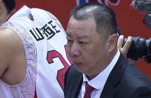主场领先20分被逆转，吴庆龙是想让劳森带着行李打客场么？
