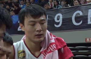 制霸内线！张大宇&朱旭航联手46分19板2助5断3帽