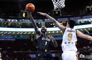 CBA季后赛-北京2-0横扫上海晋级八强 下轮战深圳