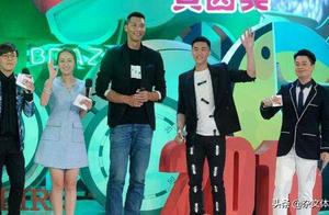 年薪不及孙悦的一半！在CBA季后赛中大放光芒，女友身高接近1米8