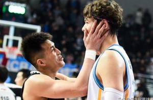 辽宁福建胜利会师CBA1/4决赛，面对卫冕冠军，王哲林喊话郭艾伦！
