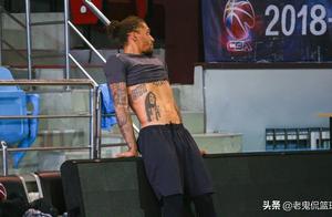 4场19次失误！NBA级别球星另有一致命缺点，杜锋还能忍他几场？