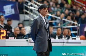 阿的江吐槽季后赛轮空非好事，新疆不学广东三外援备战