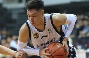 贺天举本赛季场均只有3.3分，辽宁男篮为什么始终没有放弃他？